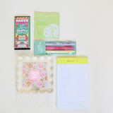 cool mom gift box, unique gifts for mom, mother's day gifts, modern mother's day gifts, confete gifts and party boxes. 