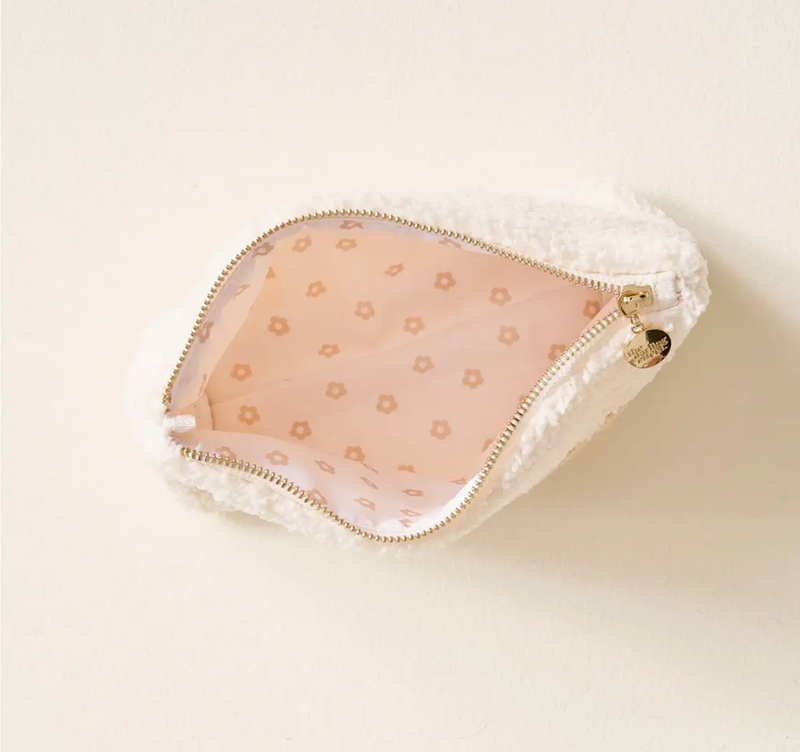 The darkling effect baby teddy pouch, new baby bag, confete gifts