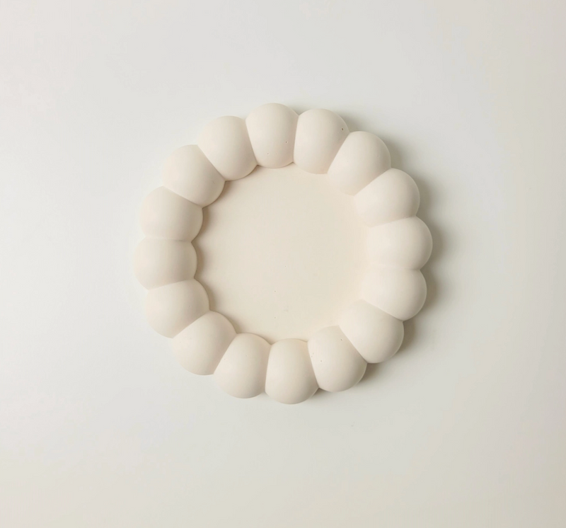 Mochi Donut Large Bubble Trinket Tray – handcrafted jewelry holder made from eco-friendly Jesmonite.
