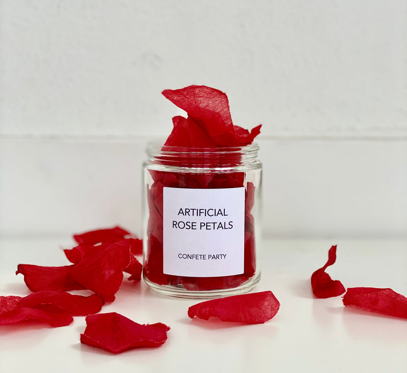 Valentine Artificial Rose Petals